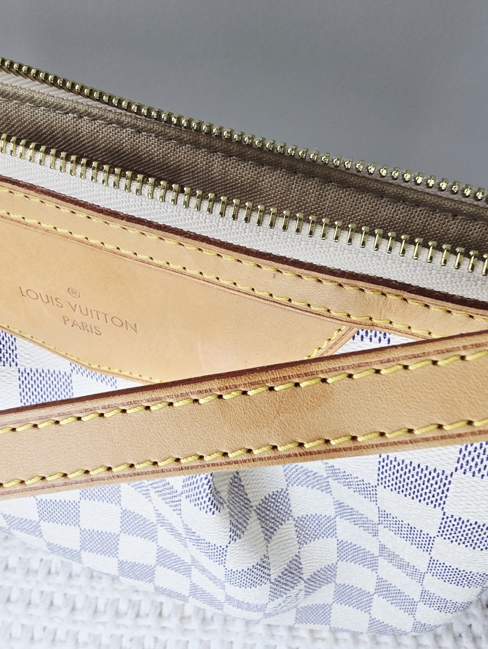 Louis Vuitton Damier Azur Siracusa PM Crossbody - Picture 13 of 14